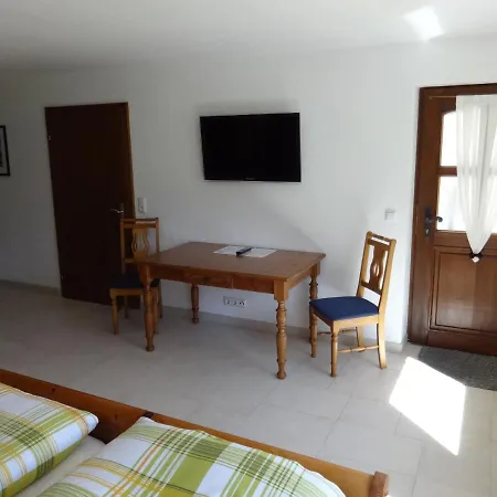 Gaestehaus Ehrlich بيت ضيافة